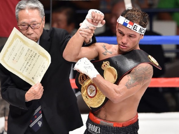 Панамский боксер бросил вызов украинскому чемпиону мира