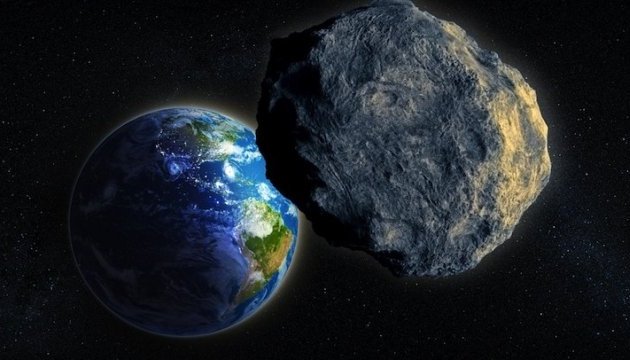 Астероид сейчас пролетает рядом с Землей