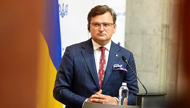 Отказ Германии поставлять вооружение Украине является политическим решением - Кулеба