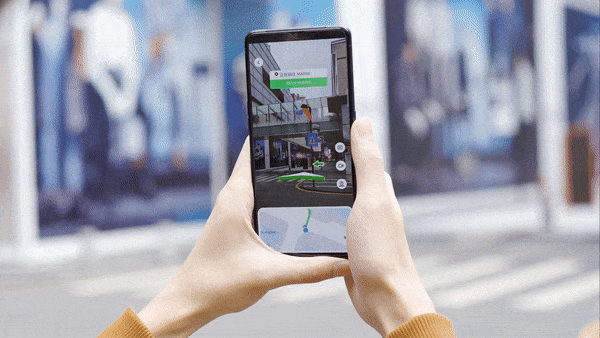 Oppo представила концепт смартфона-трансформера, который растягивается