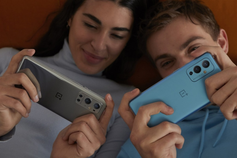 OnePlus представил два 5G-смартфона