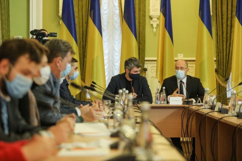 Украина не свернет с европейского пути - Шмыгаль