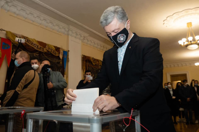 Местные выборы: Украина стремится к новому политическому "ландшафту"