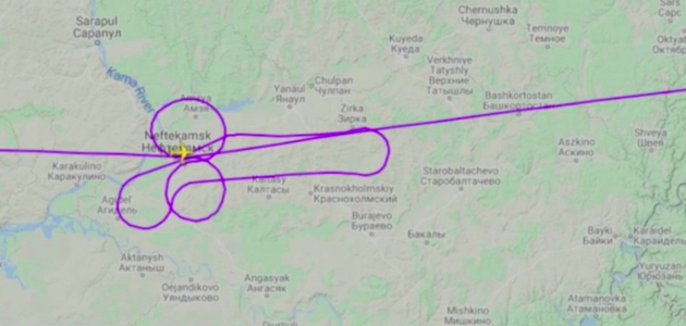 	В России пилот лайнера "изобразил" в небе мужской половой орган