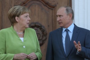 	Россия обиделась на новые санкции Великобритании: обещают ответить