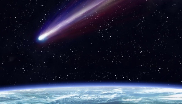 К Земле приближается комета «Рекордсмен» – ее уже можно увидеть
