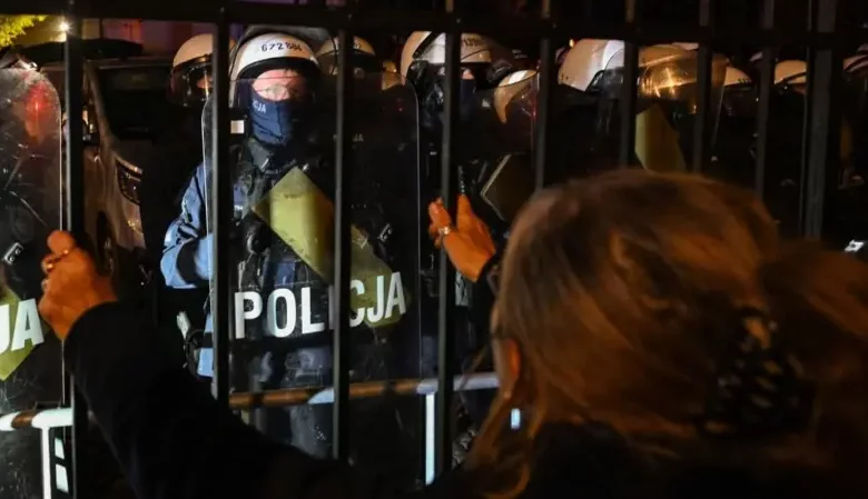 Що сталося в Польщі 30 та 31 жовтня: чому влада заговорила про державний переворот і що відбувається у Варшаві