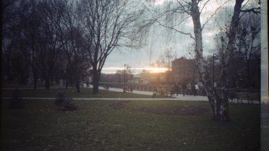 Сквер у Новобаварському (колишньому Жовтневому) районі Харкова, архівне фото