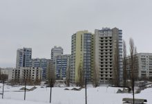 Житлові багатоповерхівки Харкова взимку, архівне фото