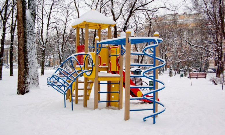 Зимовий двір у Харкові