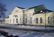 Залізничний вокзал у Сновську, архівне фото