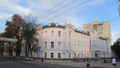 Багатоповерхові будинки в Сумах на вулиці Петропавлівській