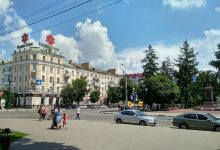 Покровська площа в центрі Сум, архівне фото