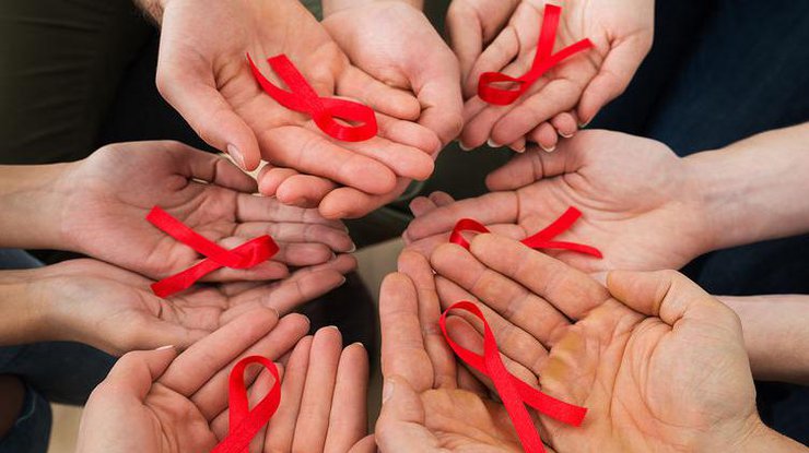 "ВИЧ - не приговор": что нужно знать и как себя уберечь 