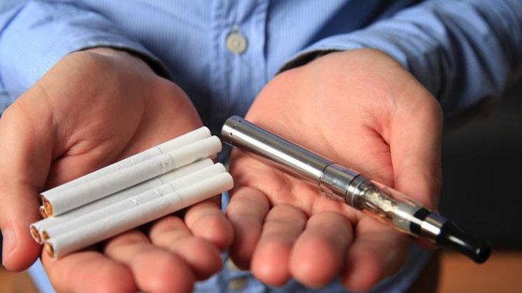 Електронні сигарети не провокують таку ж залежність, як тютюнові вироби - вчені