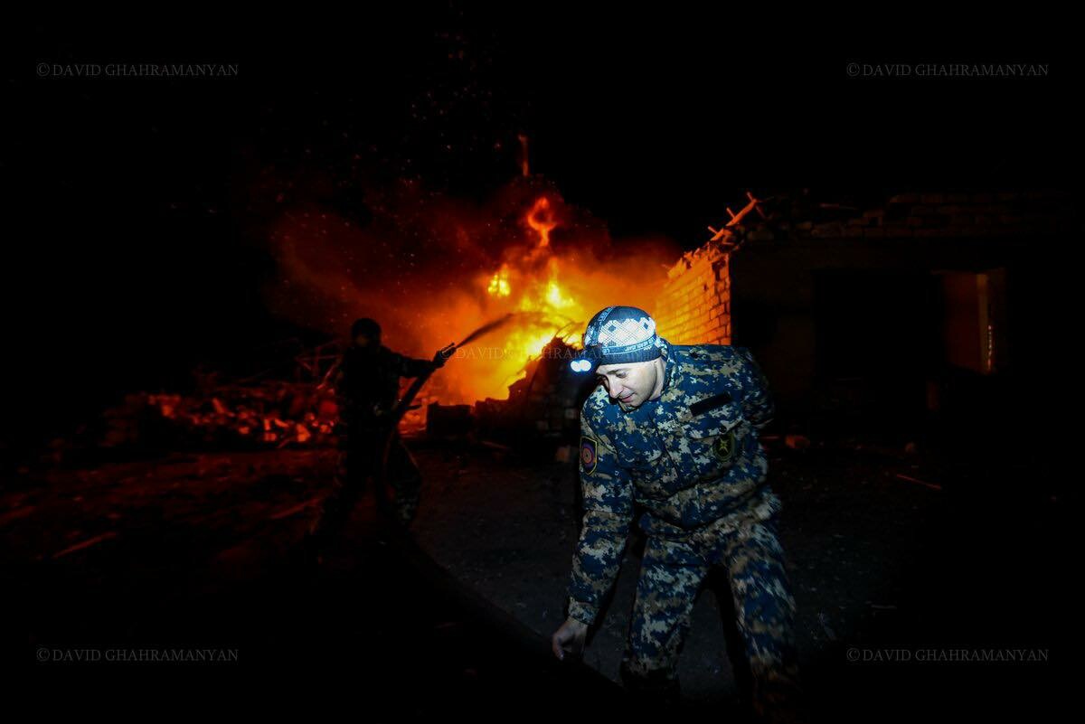 	"Столица" Нагорного Карабаха пережила ракетный удар: фото разрушений