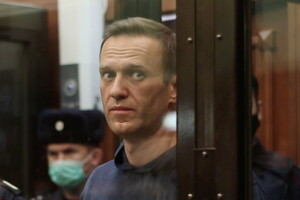 	В штабе Навального проходят обыски: силовики ищут порно