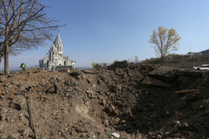 	Число жертв землетрясения в Турции стремительно растет